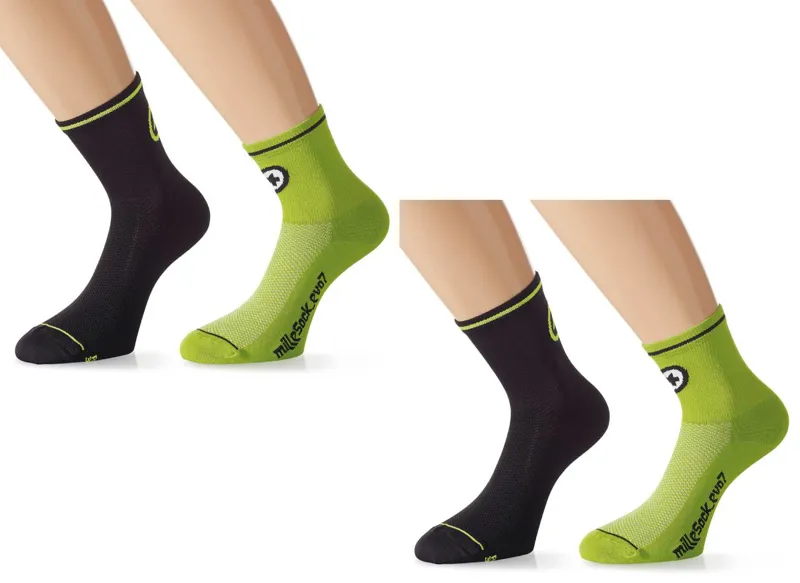Assos milleSock evo7 Twin Pack in Piton Green size 43-46
